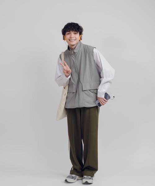 MUHET(ミュエータ)の「2WAYリバーシブルベスト(ベスト・レディース・カーキ/ブラウン/ネイビー・MEDIUM/X-LARGE)」の22枚目の写真