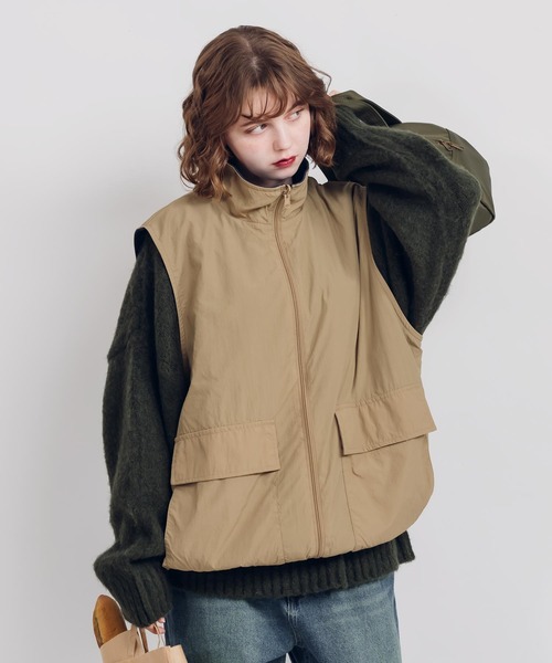 MUHET(ミュエータ)の「2WAYリバーシブルベスト(ベスト・レディース・カーキ/ブラウン/ネイビー・MEDIUM/X-LARGE)」の5枚目の写真