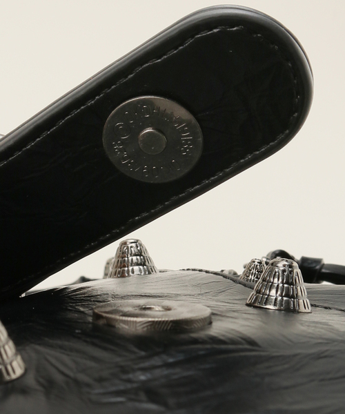 JW PEI（ジェイダブリューペイ）の「【JW PEI / ジェイダブリューペイ】 Tessa Crushed Shoulder Bag：ショルダーバッグ（ショルダーバッグ・レディース・ブラック・FREE）」の14枚目の写真