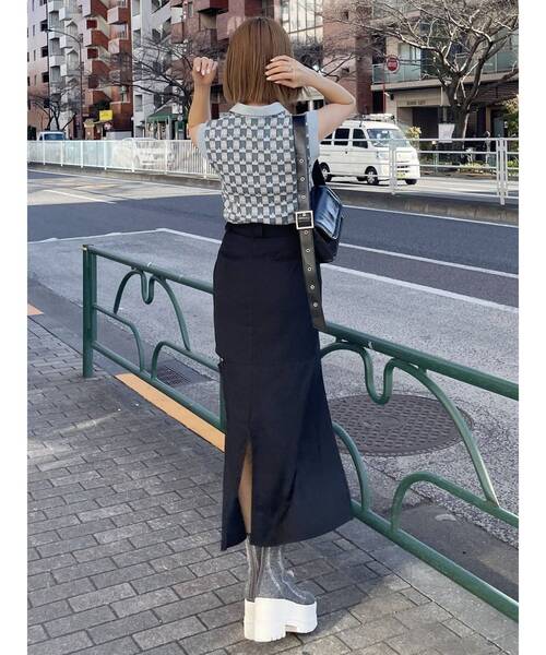 MURUA（ムルーア）の「カットアウトマーメイドスカート（スカート・レディース・グレー/ブラック/ライトグリーン・1/2）」の4枚目の写真