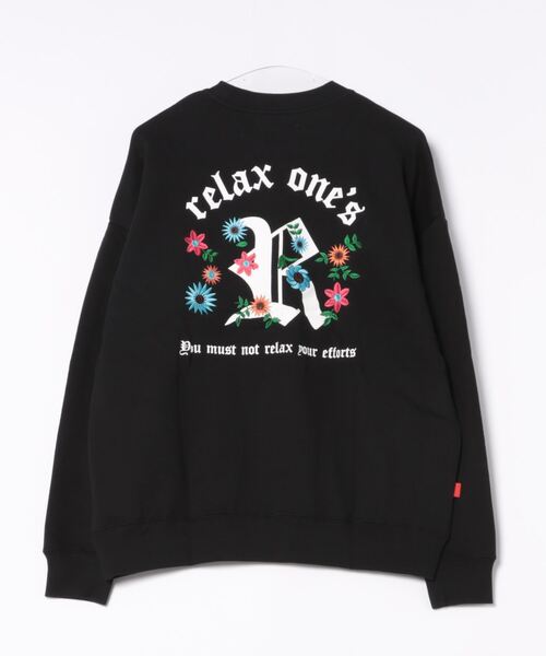 B.I.D.(ビーアイディー)の「《バックフラワー刺繍》長袖クルーネックスウェット(スウェット・レディース・オリーブ/ホワイト/ブラック・LARGE/MEDIUM)」の14枚目の写真