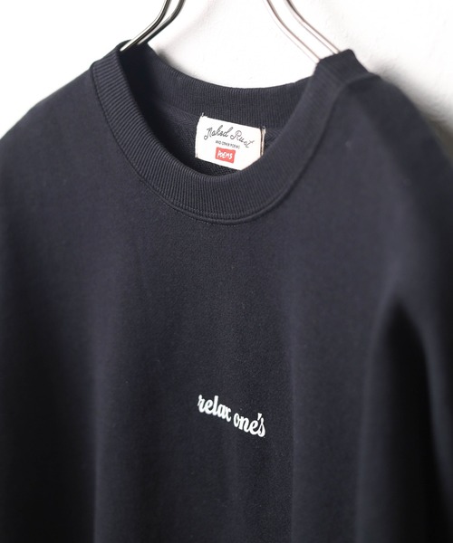 B.I.D.(ビーアイディー)の「《バックフラワー刺繍》長袖クルーネックスウェット(スウェット・レディース・オリーブ/ホワイト/ブラック・LARGE/MEDIUM)」の8枚目の写真