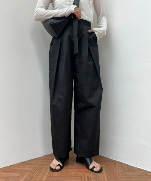 y/m（イム）の「T/Nタフタタックパンツ（その他パンツ・レディース・ブラック/アイボリー・FREE）」の15枚目の写真