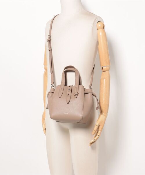 FURLA（フルラ）の「※使用禁止※FURLA NET MINI TOTE（トートバッグ・レディース・グレイッシュベージュ・ONE SIZE）」の10枚目の写真