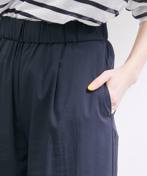 ROPE' PICNIC(ロペピクニック)の「新色追加/レーヨンナイロンイージーワイドパンツ(その他パンツ・レディース・ブルー/オフホワイト/ブラウン/ネイビー/チャコールグレー・36/40/38)」の12枚目の写真