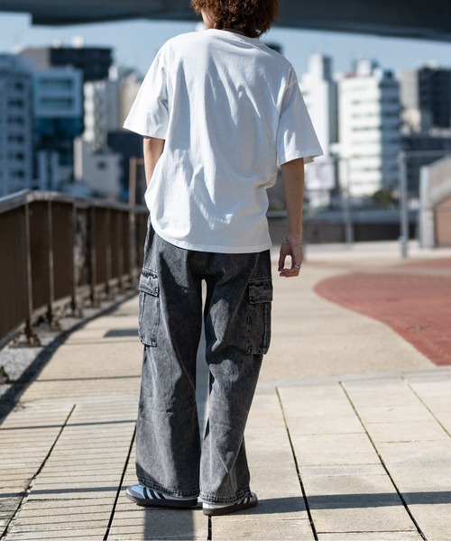 JOHN'S CLOSET（ジョンズクローゼット）の「【13】フロントフラワー BIGTシャツ（Tシャツ/カットソー・メンズ・ブラック/ホワイト/ホワイト系その他・MEDIUM/LARGE）」の22枚目の写真