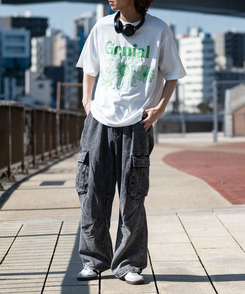 JOHN'S CLOSET（ジョンズクローゼット）の「【13】フロントフラワー BIGTシャツ（Tシャツ/カットソー・メンズ・ブラック/ホワイト/ホワイト系その他・MEDIUM/LARGE）」の18枚目の写真