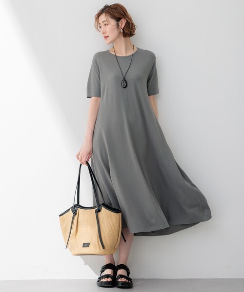 23区 L(ニジュウサンクオオキイサイズ)の「【洗える】レーヨンポリエステルストレッチ フレア ワンピース(ワンピース・レディース・ネイビー系/ブラック系/カーキ系・44/46)」の11枚目の写真