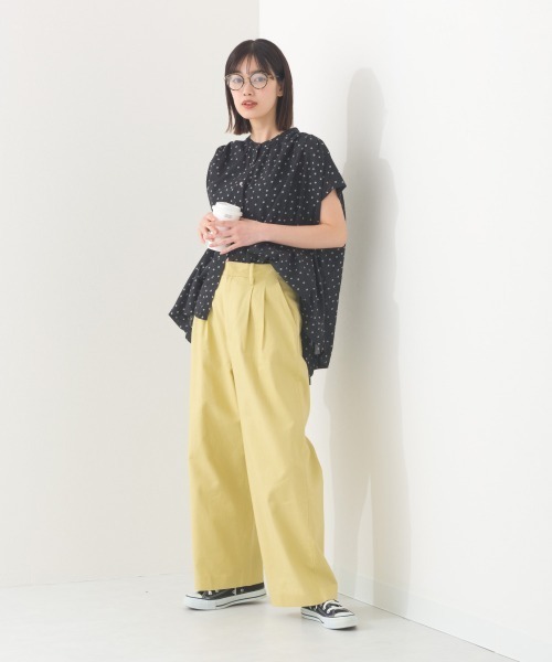 OMNES(オムネス)の「コットンボイル総柄フレンチスリーブギャザーシャツ(シャツ/ブラウス・レディース・アイボリー/ブラック×グリーン/ブラック×ホワイト/パープル/グリーン系その他/ブルー系その他/パープル系その他/キナリ/ネイビー/グリーン系その他2/ブラック系その他/ブラウン系その他・FREE)」の13枚目の写真
