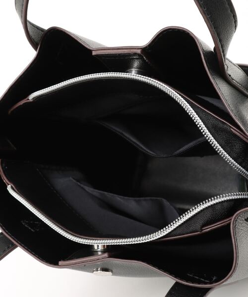 Legato Largo(レガートラルゴ)の「Legato Largo / かるいかばん 縦型2WAYトート / LG-P0117(トートバッグ・レディース・ブラック/アイボリー/オリーブ/ライトブルー/ベージュ/ラベンダー/イエロー/キャメル/ベージュ系その他・ONESIZE)」の12枚目の写真