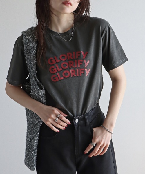 COURO(コウロ)の「アソートピグメントTシャツ(Tシャツ/カットソー・レディース・ブラック/ブラック系5/ブラック系6/ブラック系7/ブラック系8/ブラック系2/ブラック系4/ブラック系/ブラック系1/ブラック系3・M/L)」の2枚目の写真