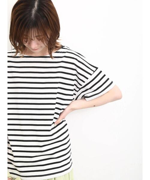 Samansa Mos2 blue(サマンサモスモスブルー)の「ボーダーTシャツ(Tシャツ/カットソー・レディース・グリーン/ブルー/サックスブルー/オフホワイト/ベージュ・F)」の8枚目の写真