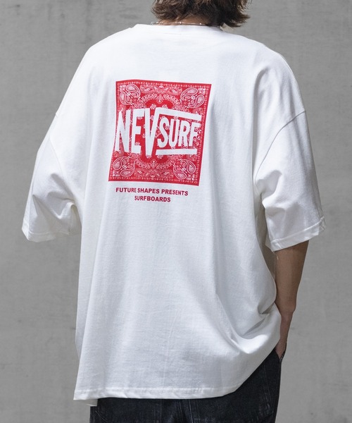 JOHN'S CLOSET（ジョンズクローゼット）の「【40I】バックロゴプリント オーバーサイズ Tシャツ（Tシャツ/カットソー・メンズ・ホワイト系1/ホワイト系2/ブラック系1/グレー系1/ブラック系2/ベージュ系1/グリーン系1/ピンク系1/オレンジ系1/オレンジ系2/ブルー系1/ベージュ系2/ライトグリーン系1/ブラック系3/ホワイト系4/ホワイト系5/ホワイト系3・MEDIUM/LARGE/X-LARGE）」の5枚目の写真