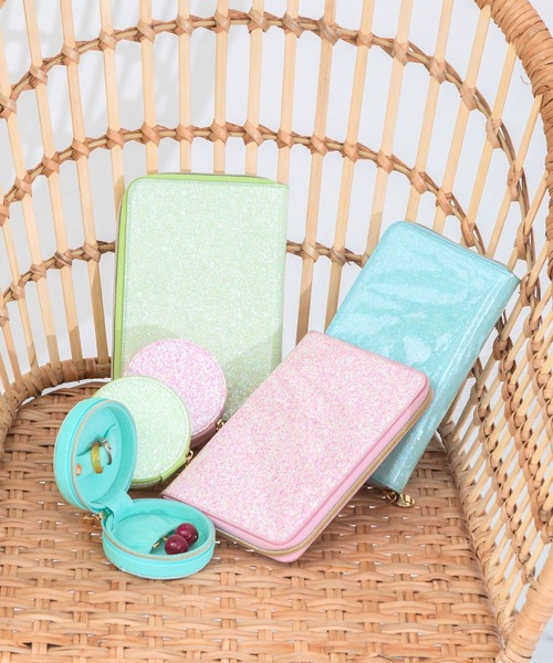 ACCOMMODE（アコモデ）の「グロースターマルチケース（パスポートケース・レディース・ライトグリーン/ピンク/ブルー・FREE）」の11枚目の写真