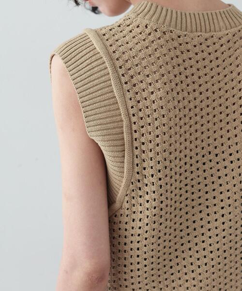 GALLEST(ギャレスト)の「◆アイレットフリンジニット(ニット/セーター・レディース・ブラック/ホワイト系/ベージュ・38)」の22枚目の写真