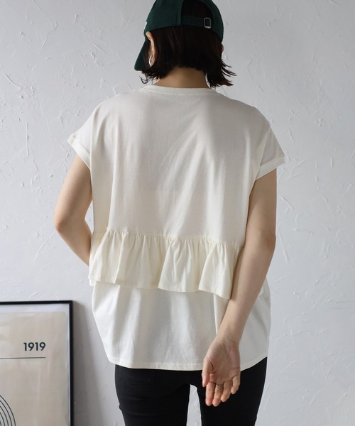 Bonjour Sagan(ボンジュールサガン)の「バックフリルTシャツ(Tシャツ/カットソー・レディース・ブラック/アイボリー・FREE)」の1枚目の写真