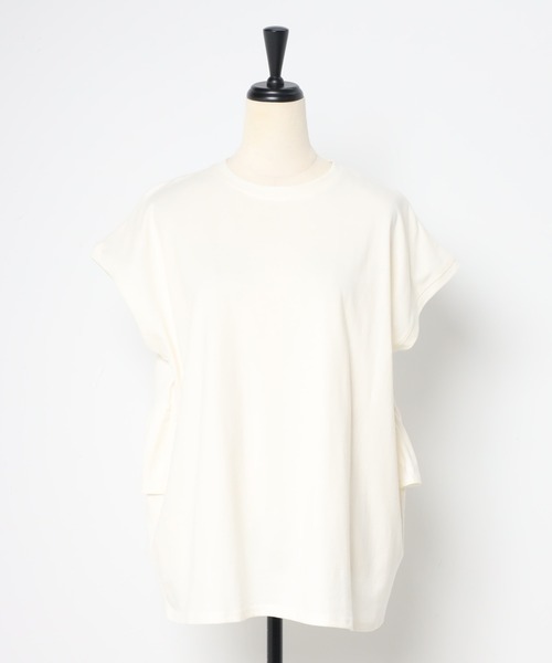 Bonjour Sagan(ボンジュールサガン)の「バックフリルTシャツ(Tシャツ/カットソー・レディース・ブラック/アイボリー・FREE)」の6枚目の写真