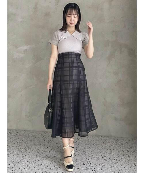 dazzlin(ダズリン)の「エコファースリーブカラーニットトップス(ニット/セーター・レディース・グレー/アイボリー/パープル・FREE)」の14枚目の写真