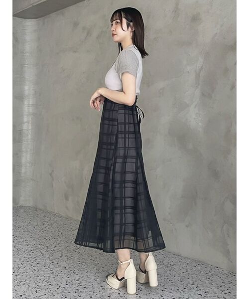 dazzlin(ダズリン)の「エコファースリーブカラーニットトップス(ニット/セーター・レディース・グレー/アイボリー/パープル・FREE)」の15枚目の写真