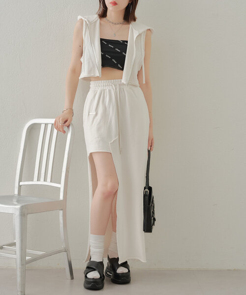 Chico（チコ）の「【セットアップ対応】ピグメントカットオフスウェットスカート（スカート・レディース・ブラック/グレー/ホワイト・FREE）」の10枚目の写真