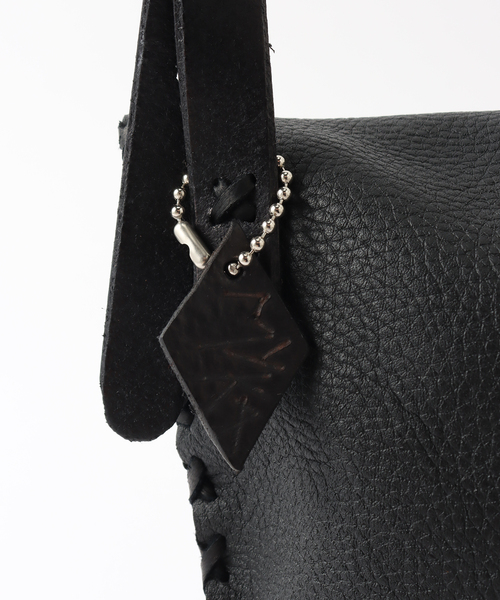 JOURNAL STANDARD(ジャーナルスタンダード)の「MYKA / マイカ Black Moose Medicine Bags(ショルダーバッグ・メンズ・ブラック・FREE)」の7枚目の写真