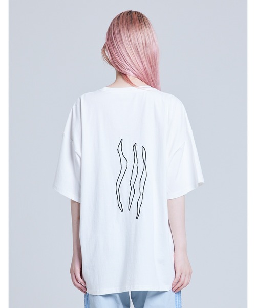 Little sunny bite(リトルサニーバイト)の「【8】【it】【Little sunny bite(リトルサニーバイト)】 Message doodle tee(Tシャツ/カットソー・レディース・ホワイト/ブルー/ブラック・SMALL/MEDIUM)」の5枚目の写真