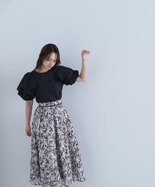 NATURAL BEAUTY BASIC（ナチュラルビューティーベーシック）の「◇ボリュームレイヤースリーブブラウス（シャツ/ブラウス・レディース・ブラック/ホワイト/ダークブラウン・SMALL/MEDIUM）」の11枚目の写真