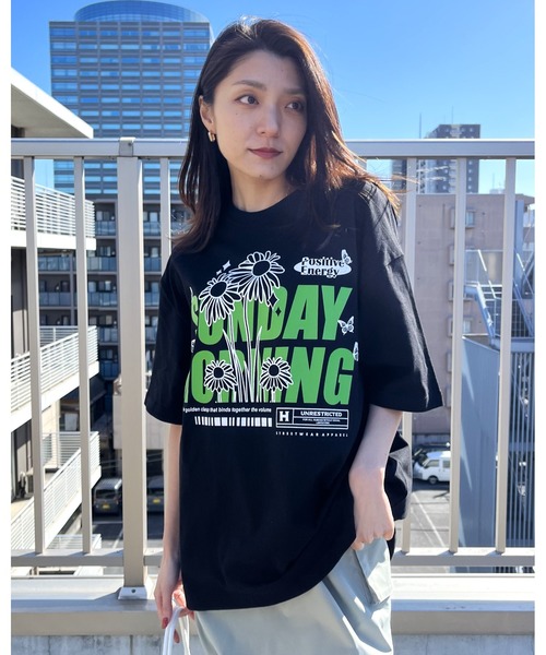 RGY(アールジーワイ)の「【RGY】SUNDAY MORNING ビッグシルエットTシャツ (CP)(Tシャツ/カットソー・レディース・ネイビー/ブラック/ホワイト・M/L)」の5枚目の写真