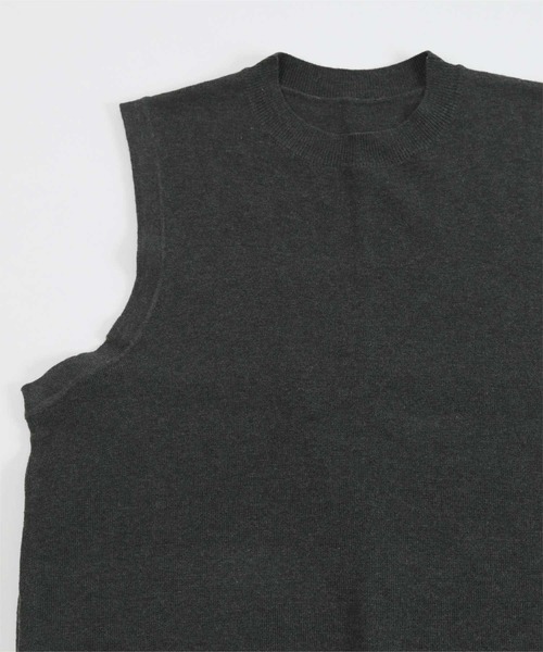 UR'S(ユアーズ)の「ディープアームホールノースリーブニットワンピース(ワンピース・レディース・ブラック/グレー系その他・S/M/L)」の13枚目の写真
