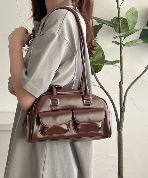 apres jour clair（アプレジュールクレア）の「【apres jour clair×ARIAZ】ポケット付きアンダーアームバッグ（ハンドバッグ・レディース・ブラック/ダークブラウン/ホワイト・FREE）」の8枚目の写真