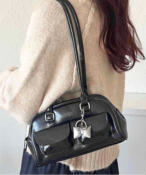 apres jour clair（アプレジュールクレア）の「【apres jour clair×ARIAZ】ポケット付きアンダーアームバッグ（ハンドバッグ・レディース・ブラック/ダークブラウン/ホワイト・FREE）」の13枚目の写真