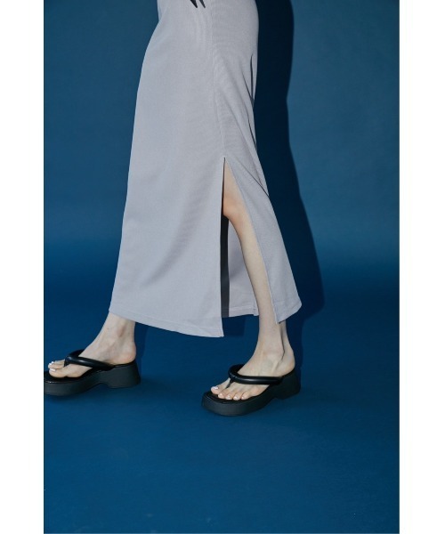 DRWCYS（ドロシーズ）の「トングボリュームサンダル（サンダル・レディース・ブラック/ホワイト・MEDIUM/LARGE）」の6枚目の写真