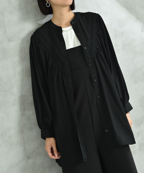 INTERPLANET（インタープラネット）の「デシンＶ切替タック長袖ブラウス（シャツ/ブラウス・レディース・オフホワイト/ブラック・FREE）」の22枚目の写真