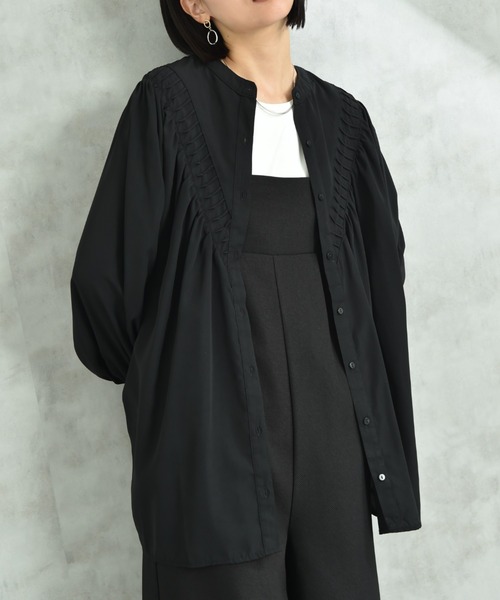 INTERPLANET（インタープラネット）の「デシンＶ切替タック長袖ブラウス（シャツ/ブラウス・レディース・オフホワイト/ブラック・FREE）」の19枚目の写真