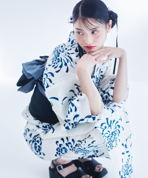 Heather（ヘザー）の「Heather 浴衣4点SET　137930（浴衣・レディース・ネイビー系9/ネイビー系/ブラウン系/ホワイト系・FREE）」の2枚目の写真