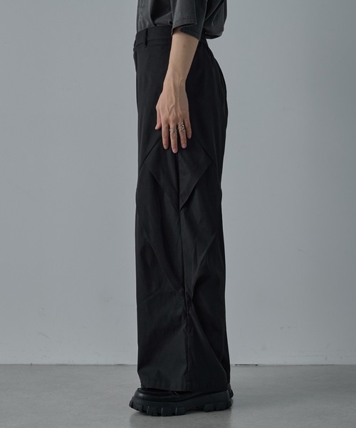 COLONY 2139（コロニートゥーワンスリーナイン）の「変形ワイドパンツ（その他パンツ・メンズ・ブラック・MEDIUM/LARGE）」の21枚目の写真