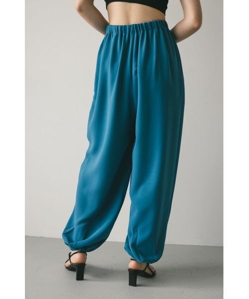 STYLEMIXER(スタイルミキサー)の「コンフォートバルーンパンツ(その他パンツ・レディース・ブルー/アイボリー/ブラック・SMALL/MEDIUM)」の15枚目の写真