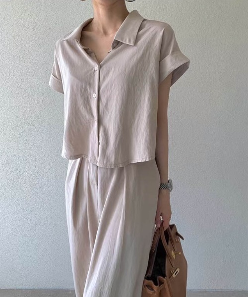 AMELY(エミリー)の「【セットアップ】シャツ&タックパンツのセットアップ/着回し自在/ストレスフリー(セットアップ・レディース・ブラック/ネイビー/ベージュ・L/M)」の6枚目の写真