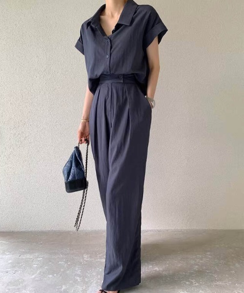 AMELY(エミリー)の「【セットアップ】シャツ&タックパンツのセットアップ/着回し自在/ストレスフリー(セットアップ・レディース・ブラック/ネイビー/ベージュ・L/M)」の15枚目の写真