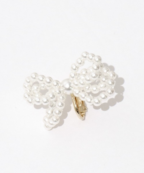 flower（フラワー）の「クラウディリボンイヤリング（イヤリング・レディース・ホワイト・FREE）」の2枚目の写真