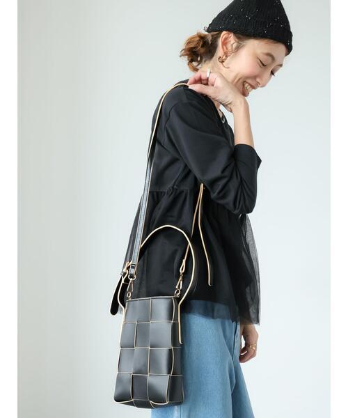 Lugnoncure（ルノンキュール）の「イントレチャート2WAYバッグ（ハンドバッグ・レディース・ブラック/シルバー/オフホワイト・F）」の9枚目の写真