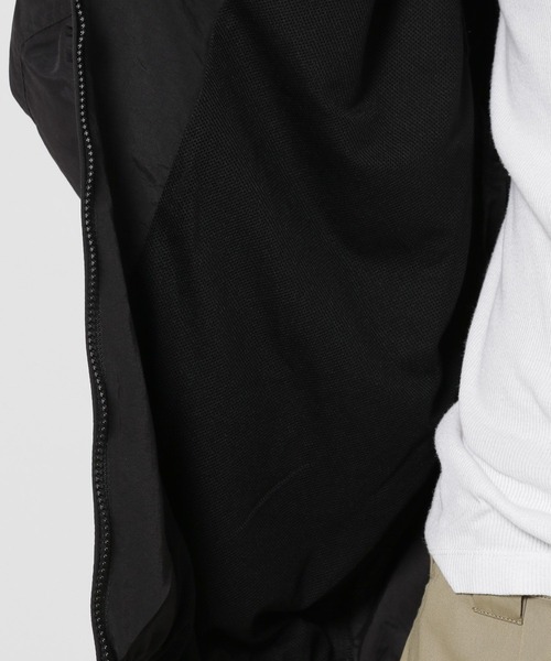Russell Athletic（ラッセルアスレティック）の「【Russell Athletic】ナイロントレーニングジャケット（ナイロンジャケット・メンズ・カーキ/ブラック/グレー・LARGE）」の6枚目の写真