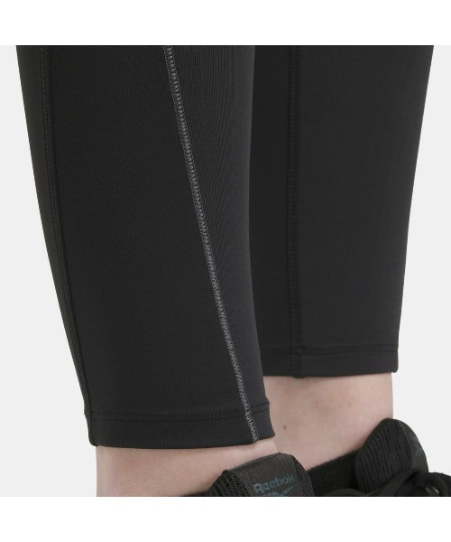 Reebok(リーボック)の「OV ラックス-ファイア+ タイツ / OV LUX HR RBK-FIRE+ TIGHT(レギンス/スパッツ・レディース・ブラック・LARGE/MEDIUM/SMALL/X-LARGE/X-SMALL)」の5枚目の写真
