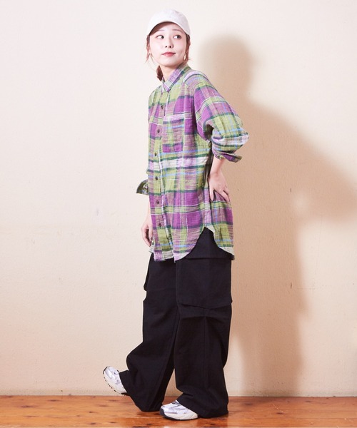 CUBE SUGAR（キューブシュガー）の「度甘ネルチェックビッグシャツ（シャツ/ブラウス・レディース・ナチュラル/チャコールグレー/マルチ/オレンジ/パープル・M）」の19枚目の写真