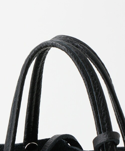 MARLON FIRENZE（マーロンフィレンツェ）の「＜MARLON FIRENZE＞レザー スタッズ トートバッグ -2WAY-（トートバッグ・レディース・オフホワイト/ブラック・FREE）」の8枚目の写真