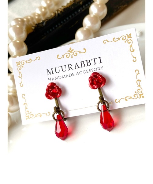 tone(トーン)の「【MUURABBTI】薔薇とスワロフスキーのイヤリング(MA)(イヤリング・レディース・ブラック/ブルー/グリーン/ピンク/レッド・FREE)」の5枚目の写真