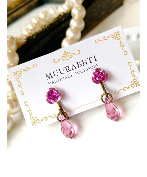tone(トーン)の「【MUURABBTI】薔薇とスワロフスキーのイヤリング(MA)(イヤリング・レディース・ブラック/ブルー/グリーン/ピンク/レッド・FREE)」の1枚目の写真
