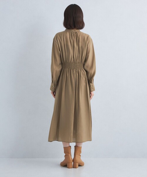 green label relaxing(グリーンレーベルリラクシング)の「カッセン ウエスト タック ロングスリーブ ワンピース(ワンピース・レディース・その他1/ネイビー/ベージュ・FREE)」の12枚目の写真