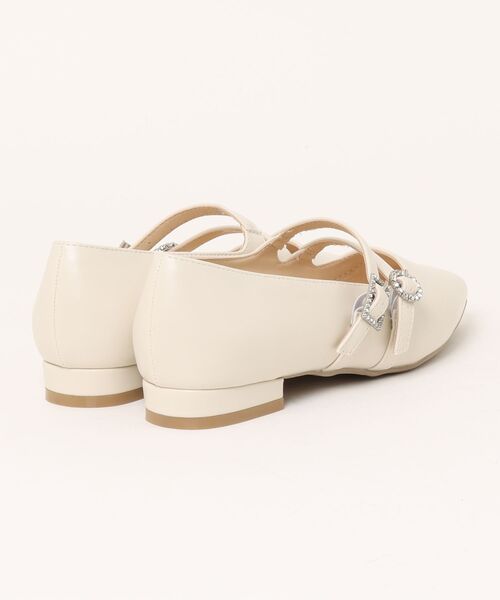 sesenta（セセンタ）の「【sesenta】ベルト付きポインテッドトゥパンプス（パンプス・レディース・ブラック/アイボリー・M/L/LL/S）」の3枚目の写真