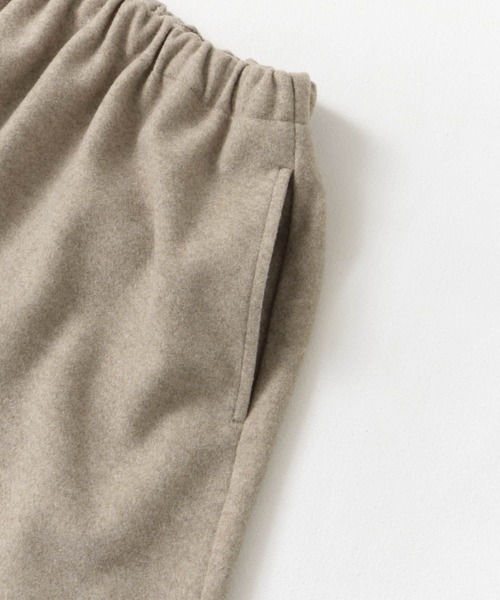 URBAN RESEARCH DOORS（アーバンリサーチドアーズ）の「カットギャザースカート（スカート・レディース・ライトグレー/チャコールグレー/ライトベージュ・MEDIUM）」の13枚目の写真